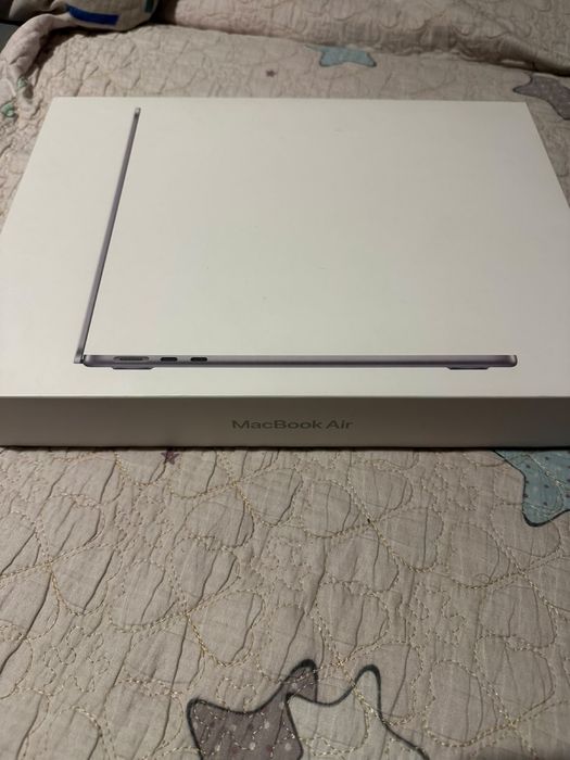 macbook m2 air 512 ssd 8gb