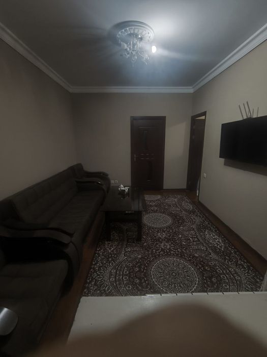 Аренда чиланзар 6.  Двух комнатная.  Метро Мирзо Улугбек. Карзинка