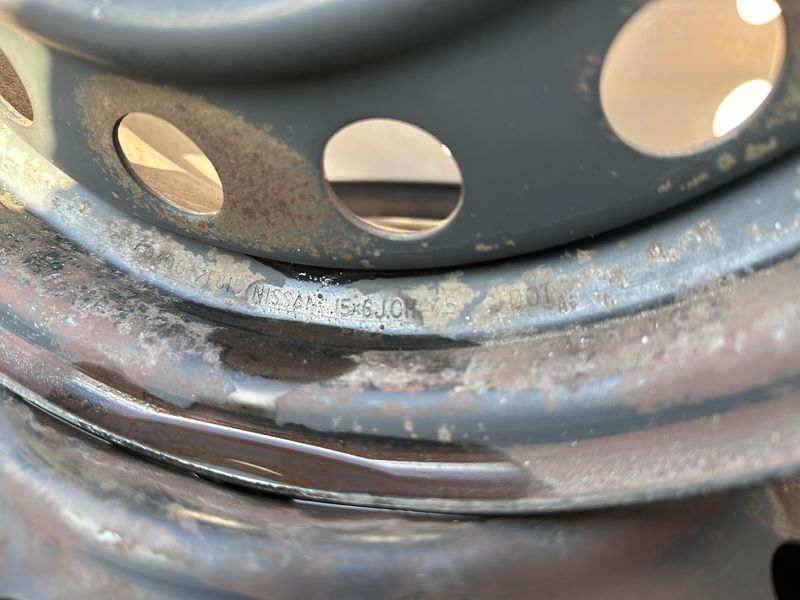 15цола Volkswagen 5x100 Nissan 4x114.3 Peugeot 4x108