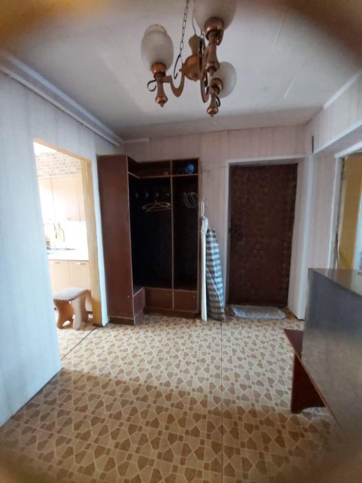 3 комнт, 5/5, кирпич,1984 год