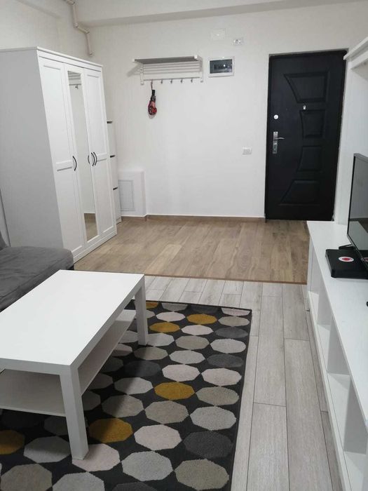 Garsonieraa doua camere