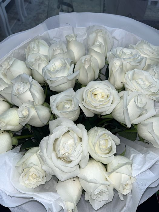 свежие цветы с оформлением