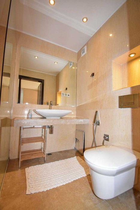 Дава се под наем Четиристаен апартамент в София, Лагера - 130 кв.м за 578.34 € - Снимка #6