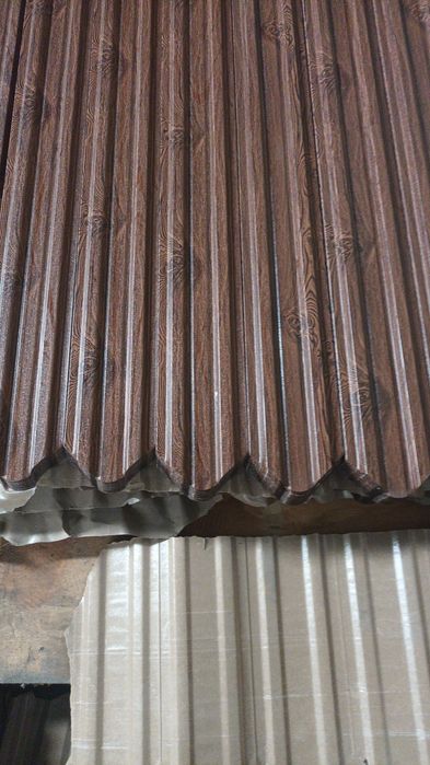 Vând șipcă metalică de gard