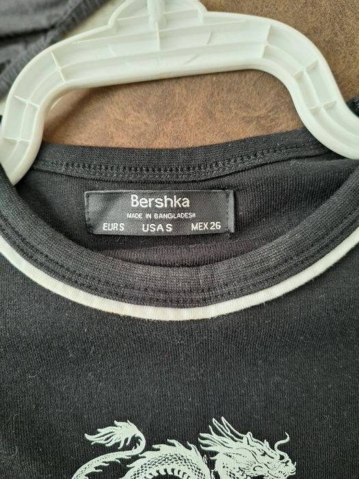 Tricou scurt Bershka