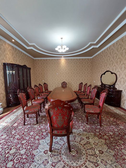 Uchastka. 12 sotuq. Adress Zangiota tumani Tokzor maxalla.Arentir Izza