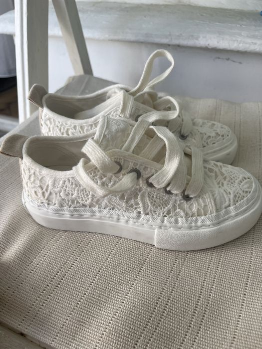 Кецове Steve Madden и кецове Зара