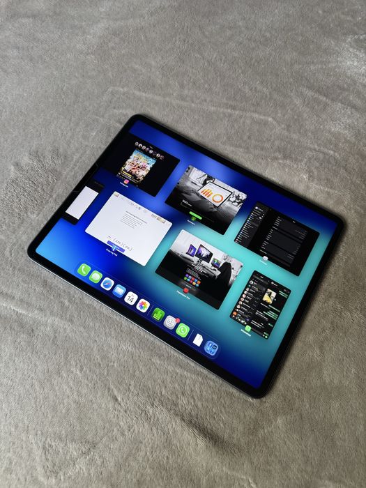 iPad Pro 12,9 inch (a 5-a generație) M1 128 GB + APPLE Pencil 2nd Gen