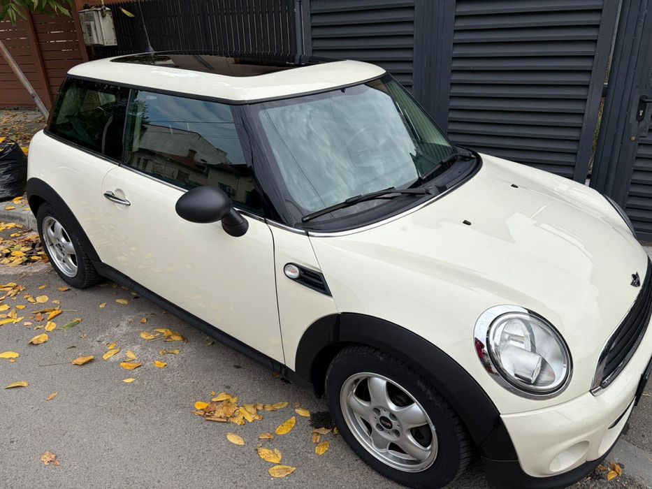 Mini Cooper ONE Standard , an 2013