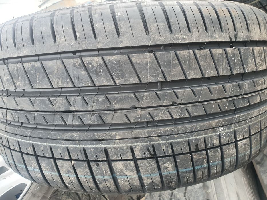 Гуми за кола 275 30 20 Michelin