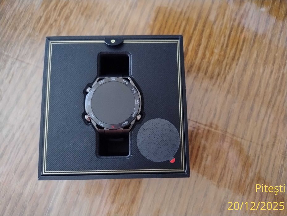 Smartwatch HUAWEI Ultimate Expedition, impecabil, garanție Emag