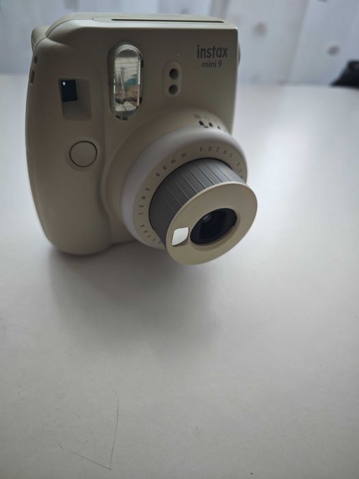 Aparat foto instant