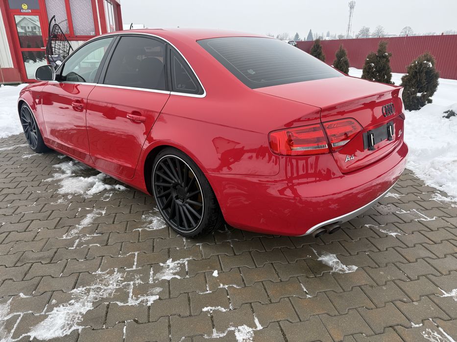AUDI A4 S LINE SPORT 1.8 TFSI 250 CAI LED+XENON senzori 8 jante euro 5