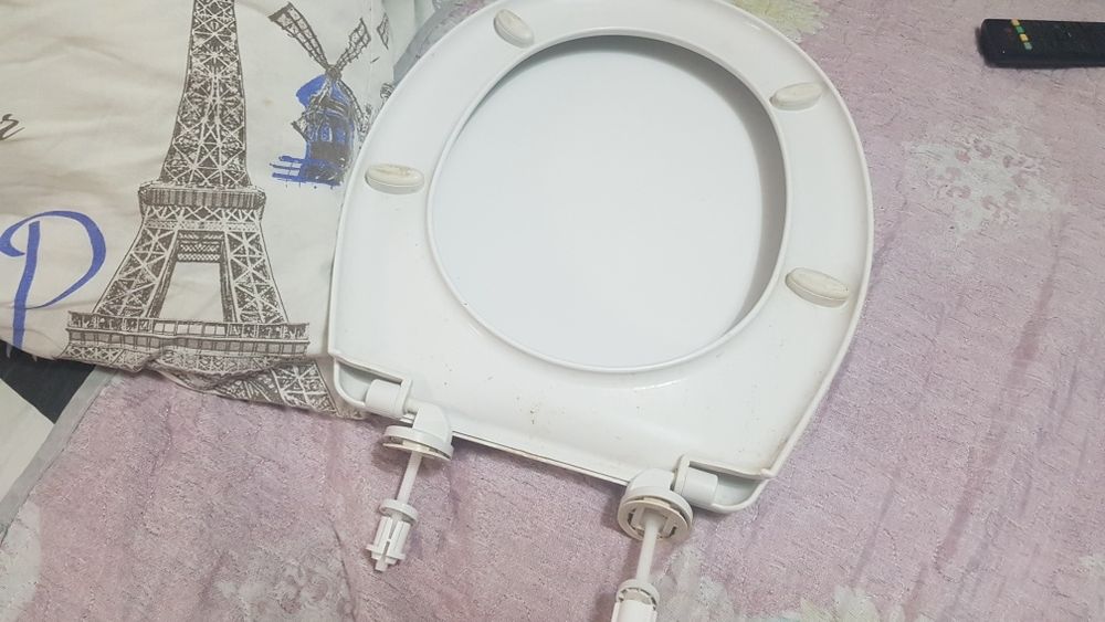 Седушка от унитаза. Пишите