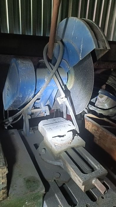 Продам станок для резки металла