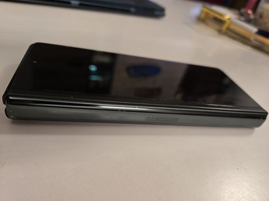 Samsung Galaxy Z Fold 3 5G 256GB Dual SIM – Отлично състояние
