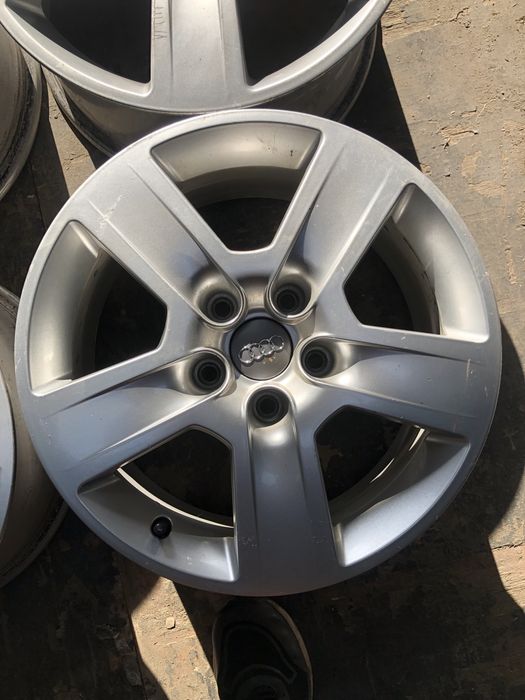 Оригинални джанти за Audi 16 цола 5x112