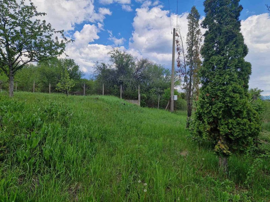 Парцел с прекрасна гледка към планитата