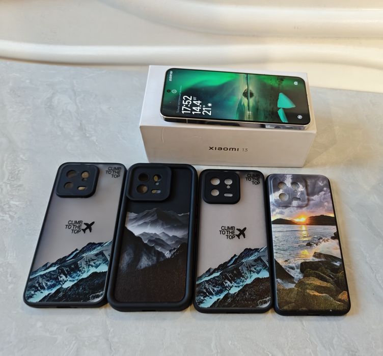 Xiaomi 13 12 ГБ/256 ГБ белый