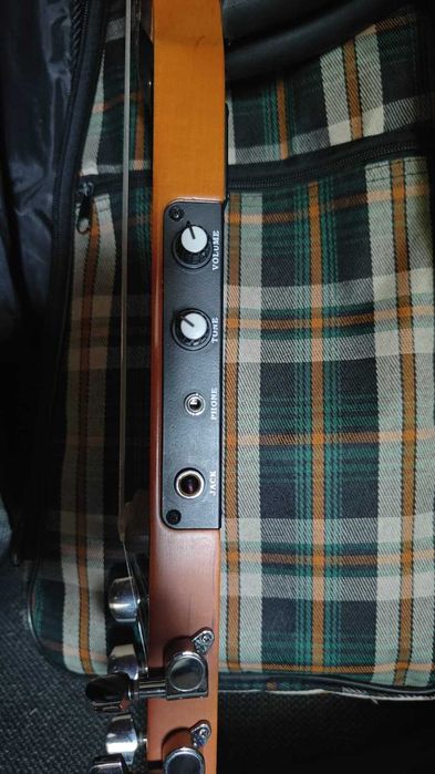 Vand Arrow Silent Guitar - chitara de calatorie