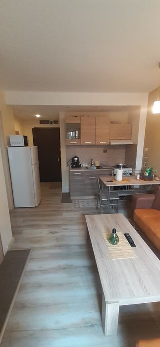 Дава се под наем Двустаен апартамент в Банско - 70 кв.м за 408 € - Снимка #1