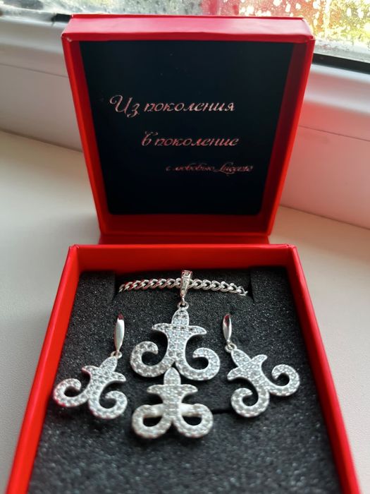 серябрянный набор lucente