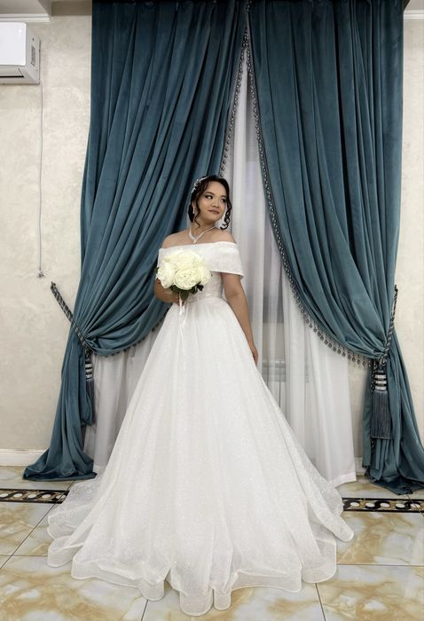 Свадебный платье