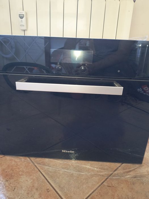 Парна фурна Miele stem D4060
