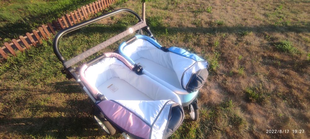 Количка за Близнаци- Комбинирана