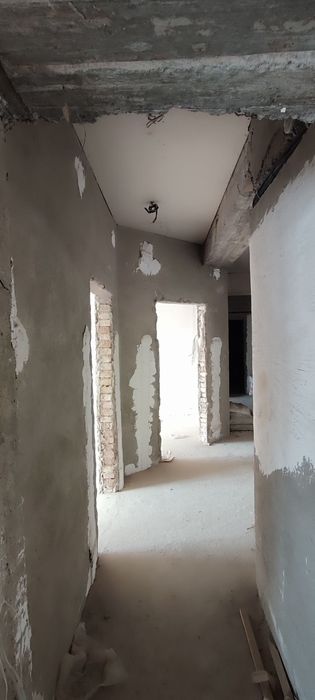 Карши Кола магазин 4 хона 2-этаж 4 млн 600 кв 130 квадрат иккиламчига