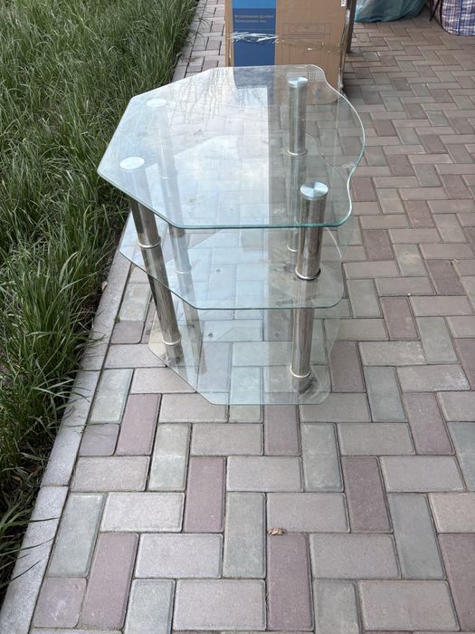 Тумба под ТВ стекло