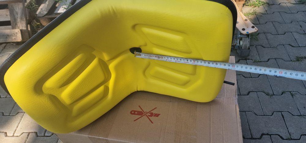 Scaun macara încărcător frontal manitou damper utilaje pret 550 lei cu