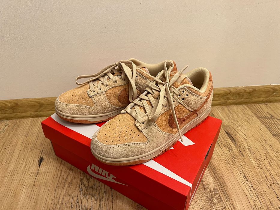 Нови маратонки Nike Dunk Low