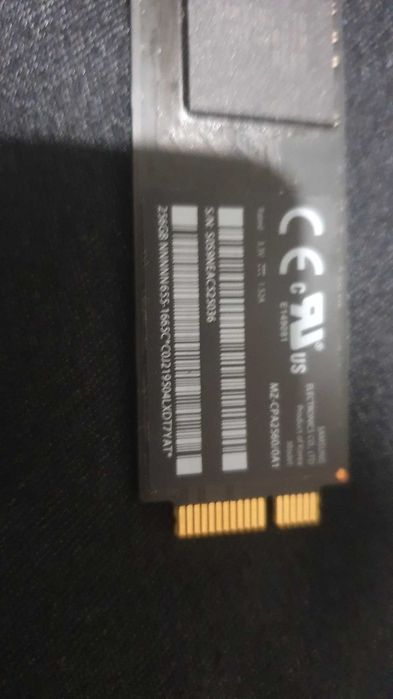 2 SSD-uri 256gb si 128gb MacBook Pro si Air