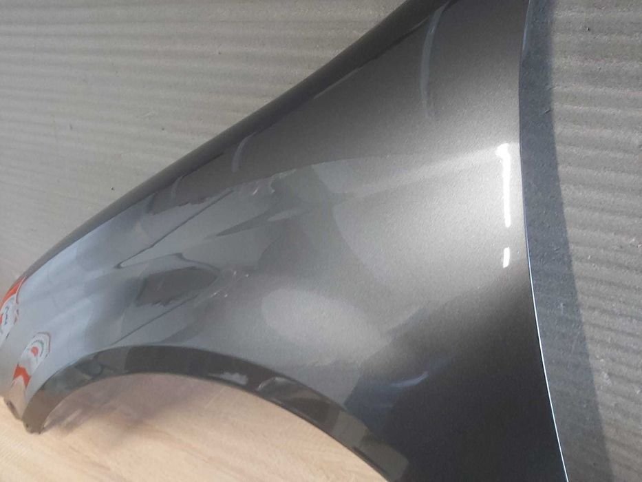 Aripa Fata Stanga VW Jetta 3/III 2005-2011 (LD7X (Gri))