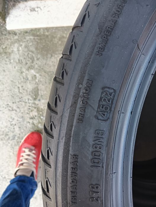 Set anvelope Bridgestone 245 40 R19