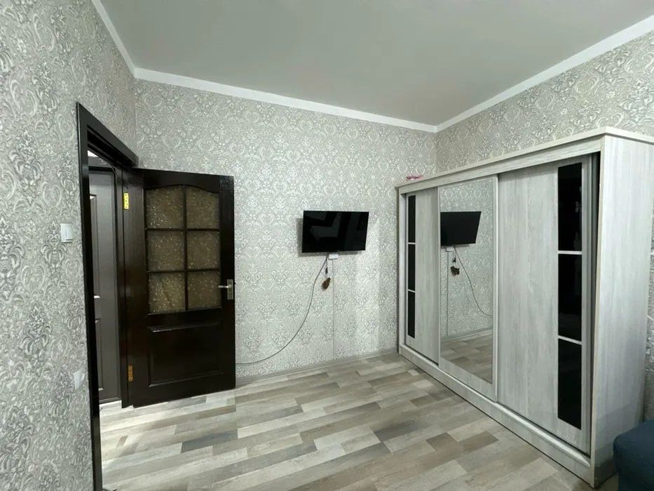 Сдаётся квартира ор-р Мега Планета 2-ком/4/4 на Юнусабад-11 кв