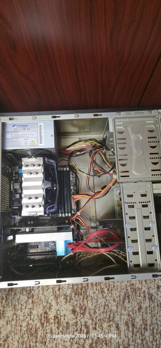 Нова цена 99 евроPC 250 ЛВ I7+28 RAM+500GB+320GB+подарък