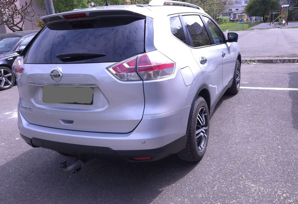Vand Nissan X-Trail T32 130CP 4x4 5 locuri