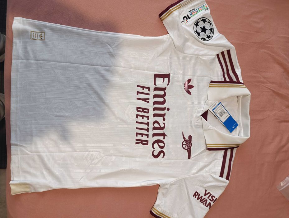 Футболни фланелки