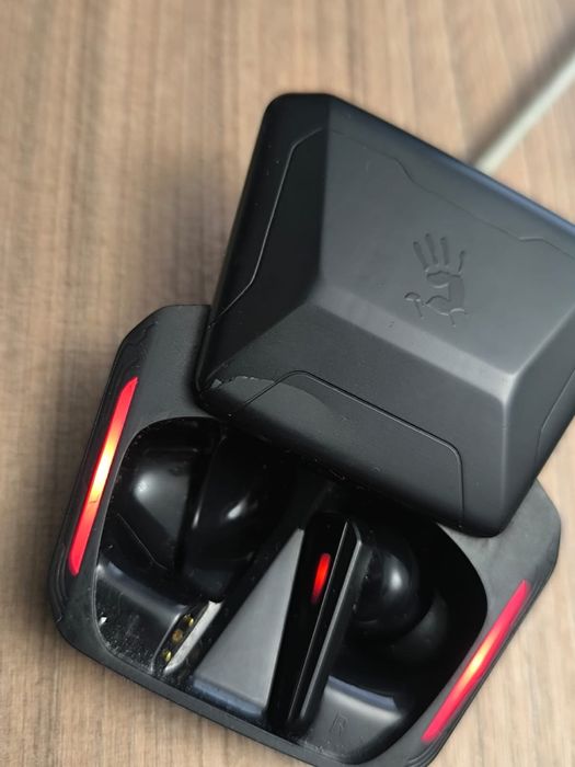 TWS-наушники A4Tech Bloody M70