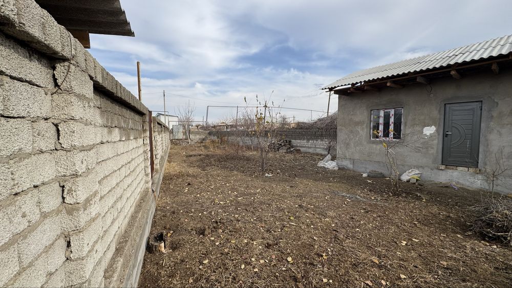 Uy Sotiladi Sirdaryo Shaharda