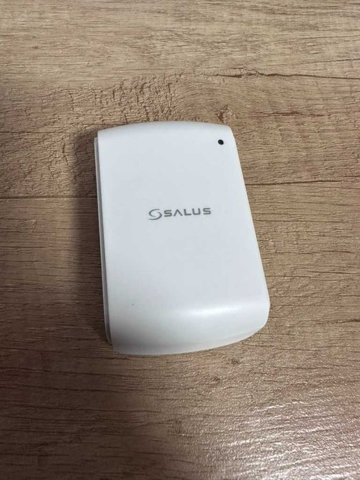 Senzor de temperatură inteligent Salus TS600 (Sistem Smart Home iT600 / ZigBee)