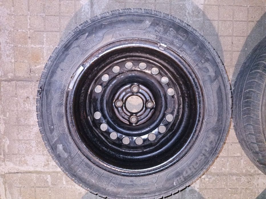 Гуми с джанти  13 цола и гуми 14 цола