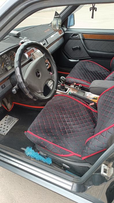 Мерседес 124 Е230