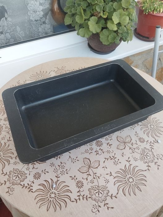 Дълбока тава Miele