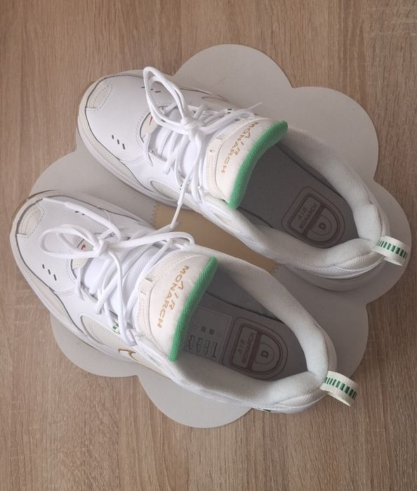 Маратонки  NIKE MONARCH номер 46