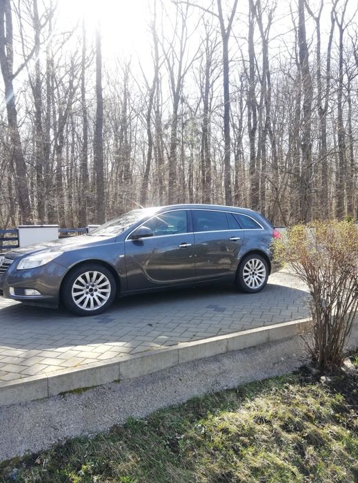 Vând Opel Insignia Sports Tourer 2009