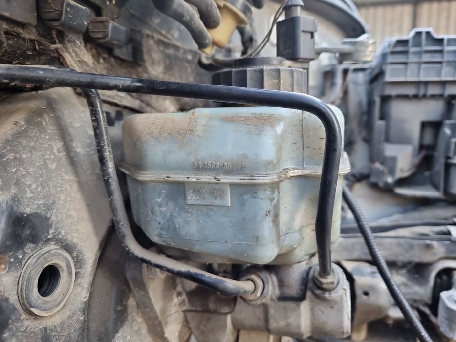 Vas lichid frana Volkswagen Passat B6 Variant (3C5) [Fabr 2005-2010] 3