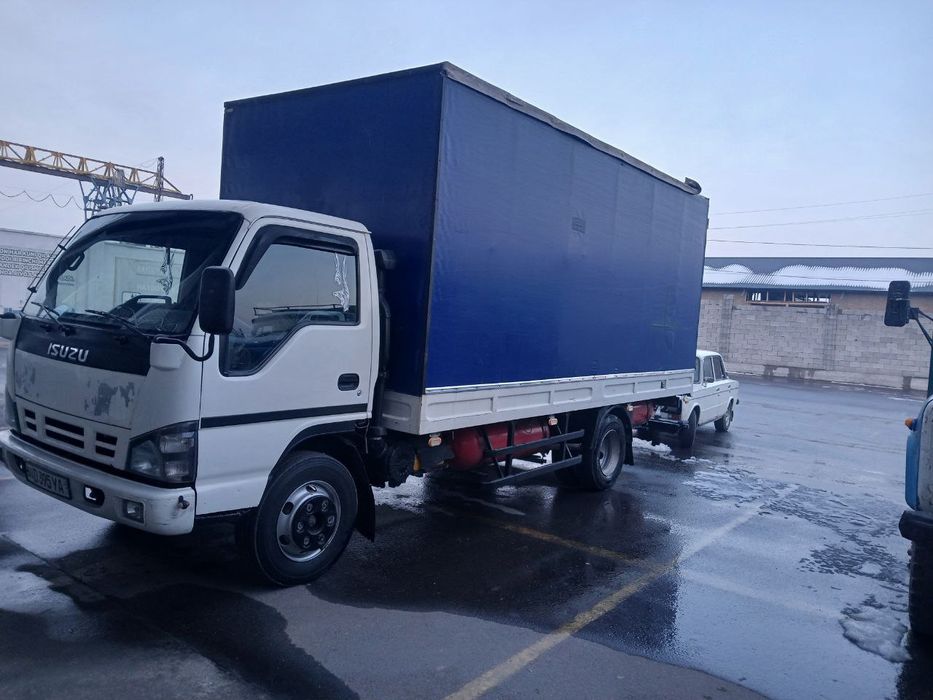 Isuzu Yili 2012 terilgan